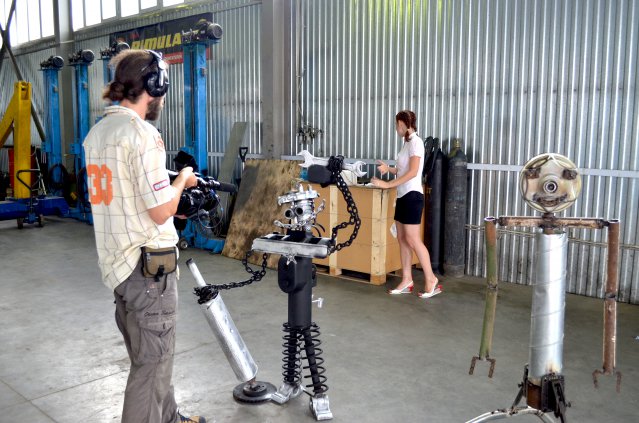 Съемки роботов на DAF Караван в АВТ Тракс